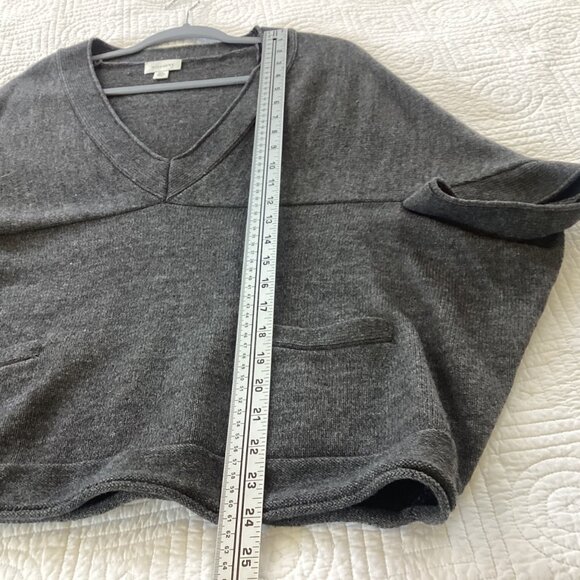 Witchery Womens M/L Charcoal Gray Knit Poncho Sweater With Pockets & V-Neckline - Picture 9 of 9